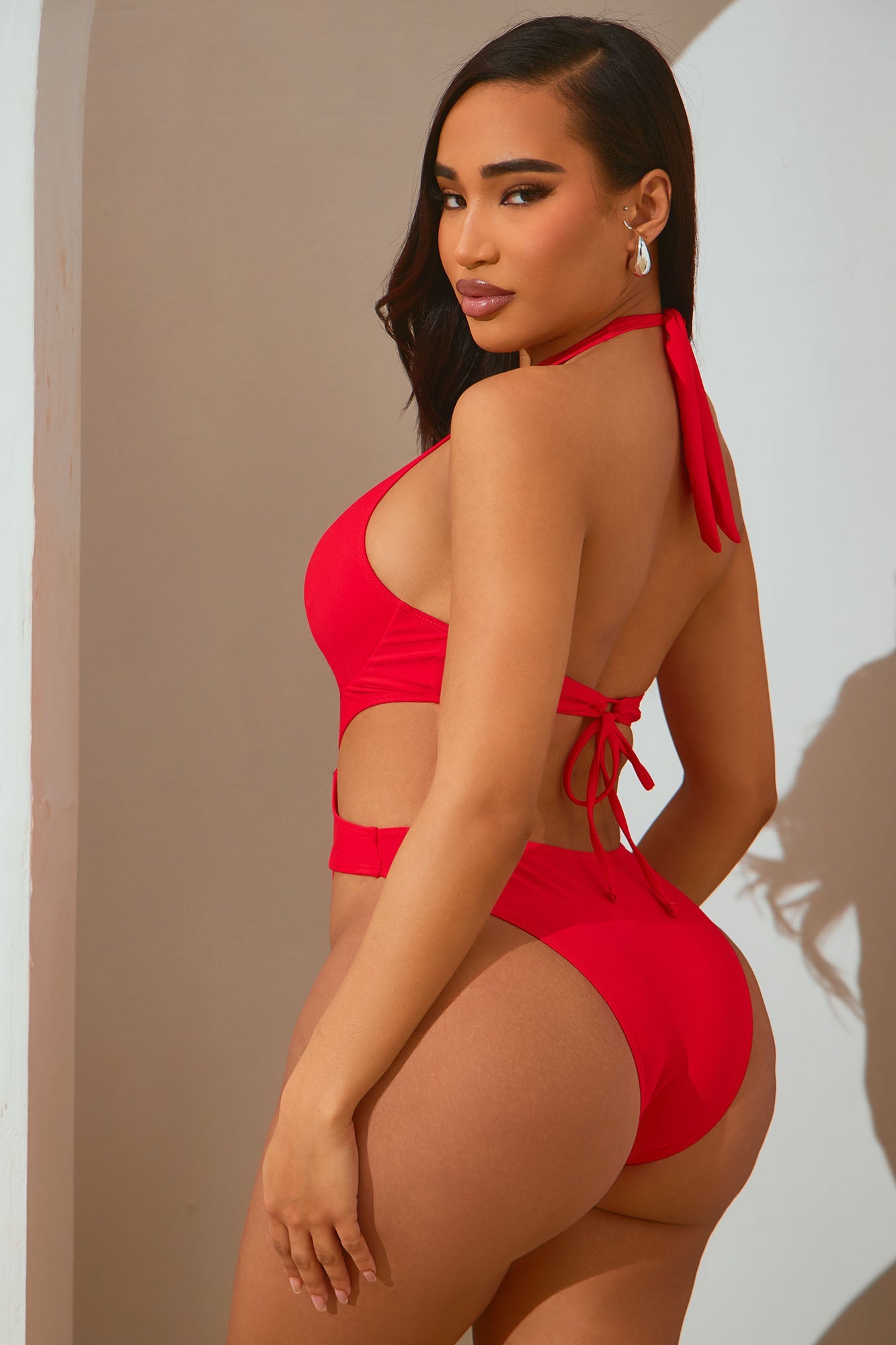 Adela Strappy Underwire 1 Piece Swimsuit - Red